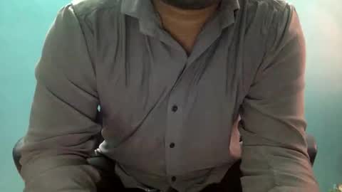 Snapshot of desiguylund chatting on February 1, 11:09 am desiguylund online show from February 1, 11:09 am