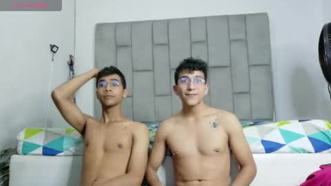 desire4duo online show from April 2, 8:12 am