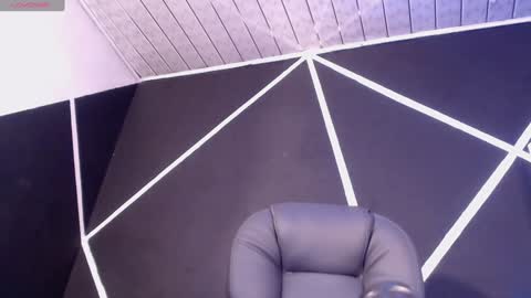 Snapshot of desire_gh chatting on December 7, 12:35 pm Desire gh online show from December 7, 12:35 pm