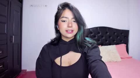 Snapshot of desire_gh chatting on October 5, 1:59 am Desire gh online show from October 5, 1:59 am