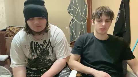 Snapshot of desiredude9 chatting on March 15, 7:20 pm desiredude9 online show from March 15, 7:20 pm