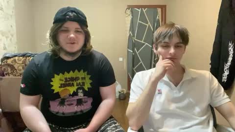 Snapshot of desiredude9 chatting on March 18, 6:22 pm desiredude9 online show from March 18, 6:22 pm