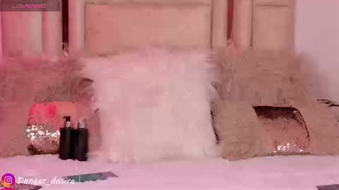   online show from September 8, 6:29 pm