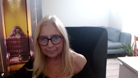 S O F I A online show from November 25, 3:12 pm