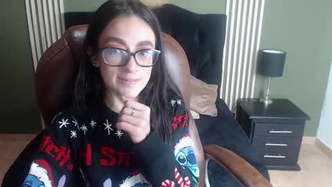 Desiring Angel online show from December 4, 9:07 am