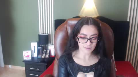 Desiring Angel online show from January 8, 12:15 pm