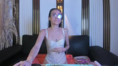 Desiring Angel online show from April 12, 8:36 pm