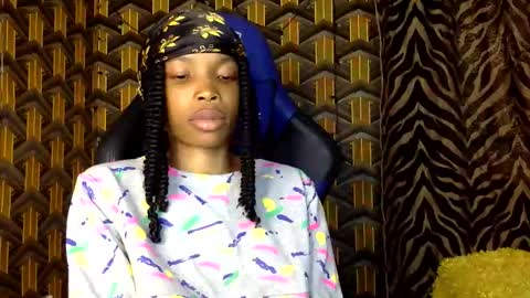 Deslimbody online show from February 14, 1:41 pm