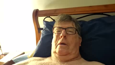 Desmon1958 online show from January 13, 8:25 pm