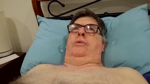 Desmon1958 online show from April 21, 8:34 pm