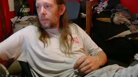 Snapshot of desolation2012 chatting on July 19, 11:58 am desolation2012 online show from July 19, 11:58 am