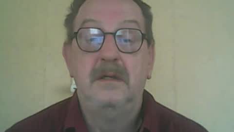 Snapshot of destelp chatting on April 19, 9:52 am destelp online show from April 19, 9:52 am