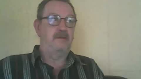 Snapshot of destelp chatting on June 5, 6:52 am destelp online show from June 5, 6:52 am