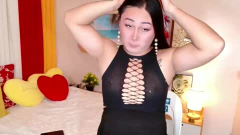 Snapshot of destenierose chatting on October 11, 7:01 pm destenierose online show from October 11, 7:01 pm