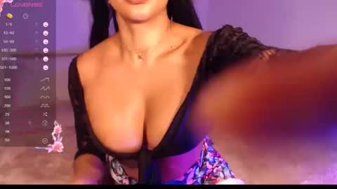 Destinne Mill online show from April 17, 11:24 am