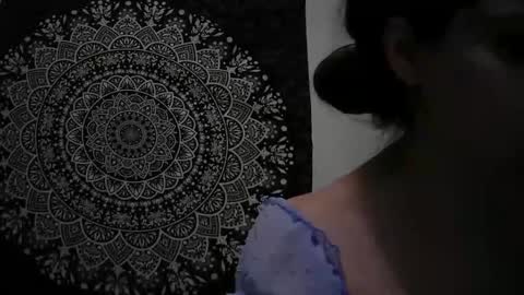 destinysunflower online show from October 17, 4:04 am