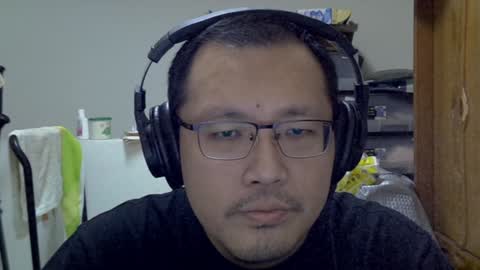 Snapshot of destroy1984 chatting on December 14, 12:33 am Destroy November 1984 online show from December 14, 12:33 am