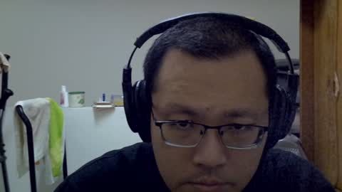 Snapshot of destroy1984 chatting on December 15, 12:17 pm Destroy November 1984 online show from December 15, 12:17 pm