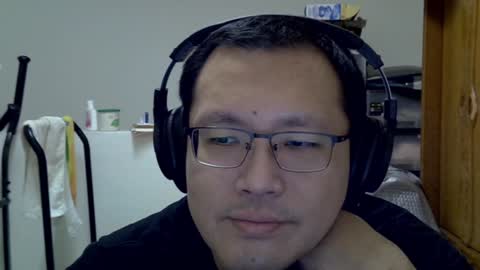 Snapshot of destroy1984 chatting on January 6, 11:07 am Destroy November 1984 online show from January 6, 11:07 am