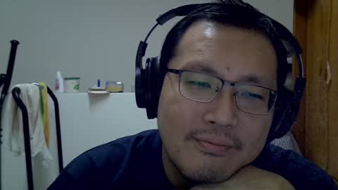 Snapshot of destroy1984 chatting on January 18, 2:58 am Destroy November 1984 online show from January 18, 2:58 am