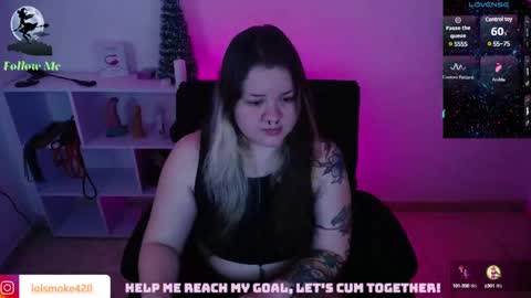 Snapshot of destroyall420 chatting on December 29, 10:03 pm Lola Bdsm and fries online show from December 29, 10:03 pm