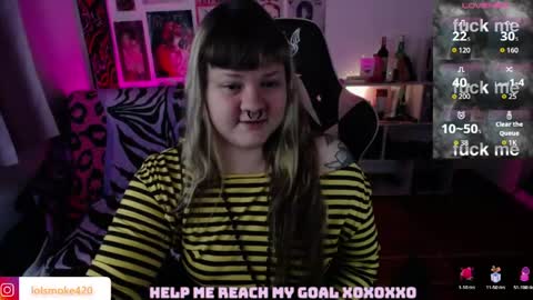 Snapshot of destroyall420 chatting on June 7, 2:54 pm Lola Bdsm and fries online show from June 7, 2:54 pm