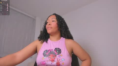 Snapshot of desty_y chatting on June 12, 11:03 pm desty_y online show from June 12, 11:03 pm
