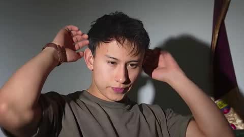 Snapshot of deus_belli chatting on October 9, 12:08 am Deus Belli online show from October 9, 12:08 am