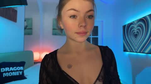 Snapshot of deva_alice chatting on February 4, 2:32 pm Id be happy to have a steamy stream girl online show from February 4, 2:32 pm