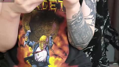 devil_s_bride online show from April 20, 4:43 pm