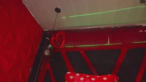 devil_taylorx online show from February 6, 4:10 pm