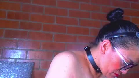 Snapshot of devil_taylorx chatting on July 11, 11:50 pm devil_taylorx online show from July 11, 11:50 pm