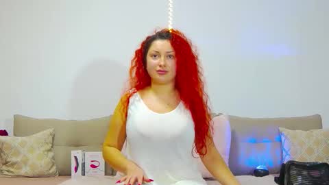 Snapshot of devilishpuss chatting on October 28, 1:31 am AlexaMills online show from October 28, 1:31 am