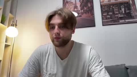 devilnut1 online show from December 13, 4:11 am