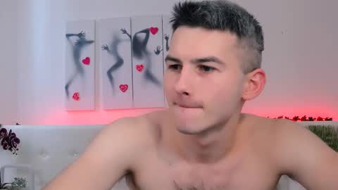 devin_ho online show from March 5, 7:49 am