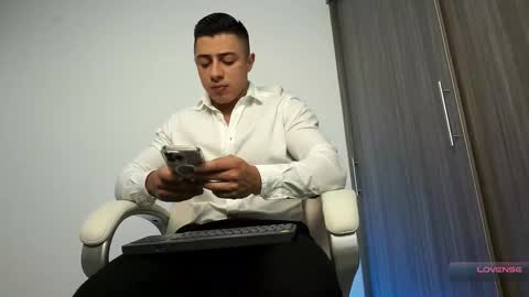 Devin Hunter online show from January 16, 10:58 pm