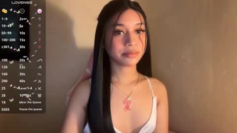 Devine Greyson online show from November 12, 1:22 pm