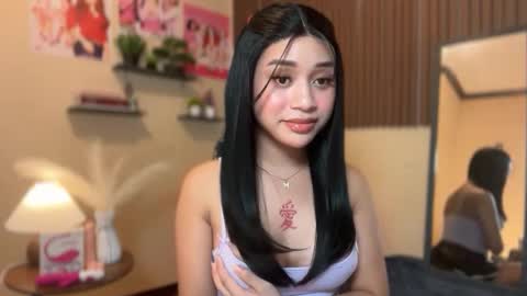 Devine Greyson online show from February 9, 8:13 pm