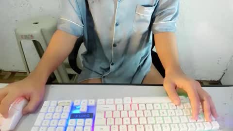 Snapshot of devine_goth chatting on March 6, 8:27 pm DEVINE GOTH online show from March 6, 8:27 pm