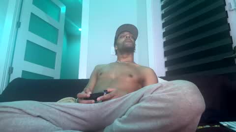 devinljclark online show from November 11, 8:58 am