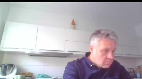 Devon online show from December 5, 12:11 pm