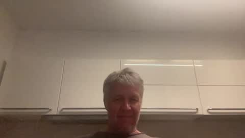 Devon online show from April 28, 11:21 pm