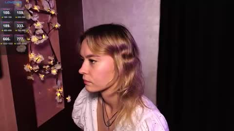 Snapshot of devonacast19 chatting on September 30, 2:11 pm Libena online show from September 30, 2:11 pm