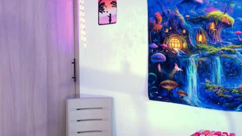 Snapshot of devours_fire chatting on November 25, 10:10 pm Sara 3 online show from November 25, 10:10 pm