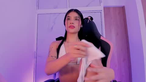Sara 3 online show from May 1, 7:29 pm
