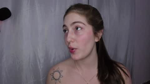 Snapshot of dexandlily chatting on December 30, 9:40 pm Dex and Lily online show from December 30, 9:40 pm