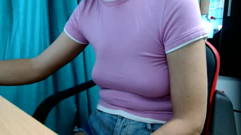 deylove786838 online show from September 18, 8:27 am