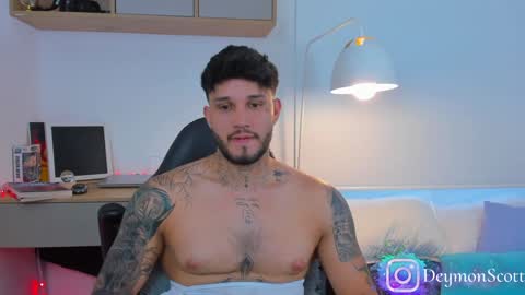 JULIAN online show from January 12, 10:33 pm