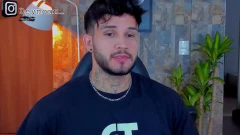 JULIAN online show from October 14, 8:31 pm