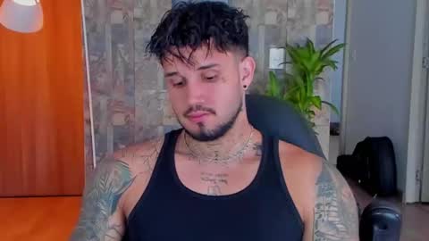 JULIAN online show from November 12, 4:40 pm